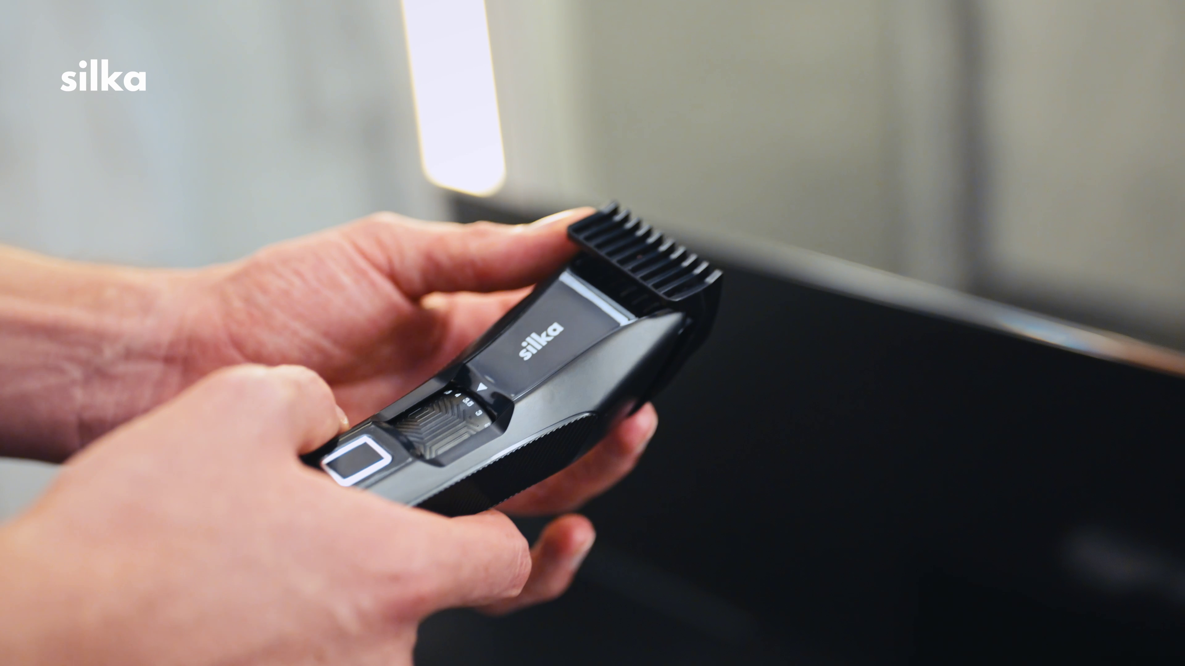 BEARD TRIMMER